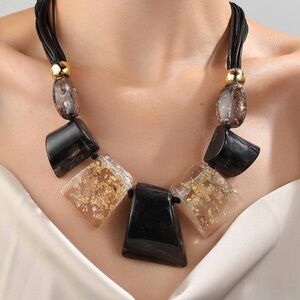 Elegant Black and Gold Statement Necklace